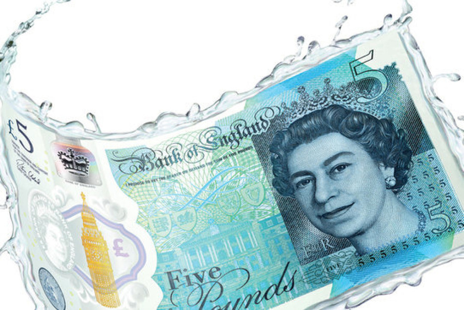 Engeland heeft een nieuw bankbiljet in kunststof