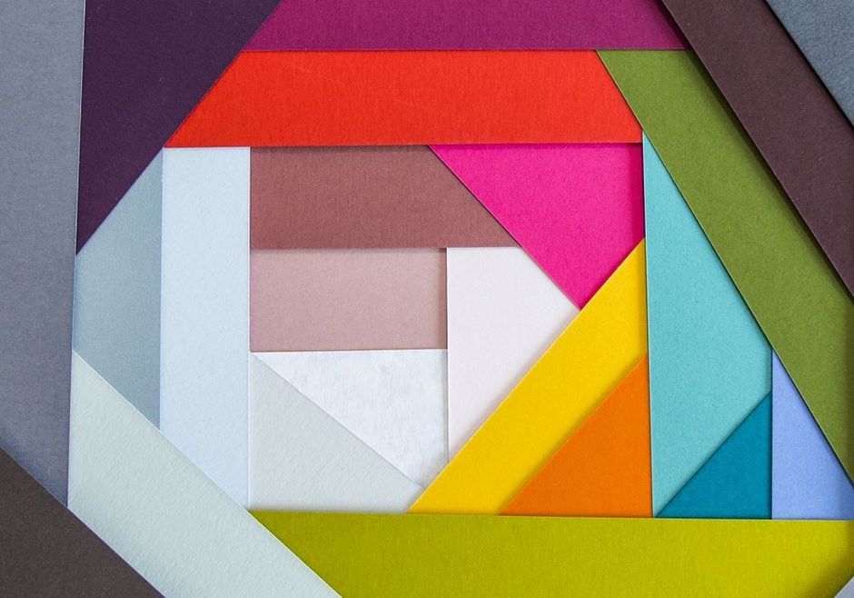 Keaykolour: de range van hoogwaardig gekleurd papier en karton